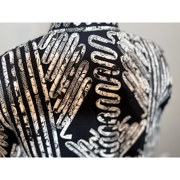 Chico's black & white jacket animal print stitched on design cotton Sz 0 US 4 - Picture 6 of 9